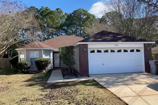 2256 Whispering Pines Blvd, Navarre, FL 32566 - Photo 1