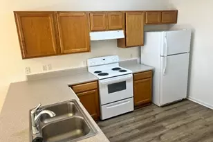 68 7th Ave, Shalimar, FL 32579 - Photo 2