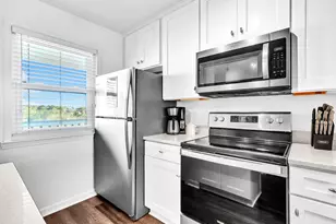 23011 Front Beach Rd, Panama City Beach, FL 32413 - Photo 10