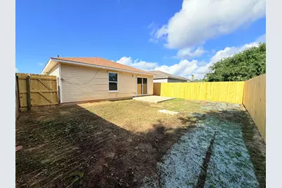 7612 Chablis Circle, Navarre, FL 32566 - Photo 14