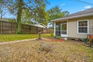 512 Hickory Ave, Niceville, FL 32578 - Photo 46