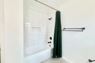 708 Caribbean Way, Niceville, FL 32578 - Photo 20