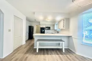 708 Caribbean Way, Niceville, FL 32578 - Photo 10