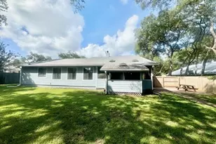 708 Caribbean Way, Niceville, FL 32578 - Photo 34