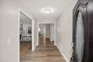 1724 Pine Ave, Niceville, FL 32578 - Photo 4