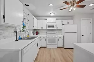 304 Wildwood St, Mary Esther, FL 32569 - Photo 8