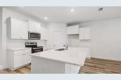 31 E Gray Owl Drive E, Freeport, FL 32439 - Photo 10