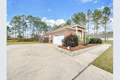 180 Gulf Pines Court, Freeport, FL 32439 - Photo 10