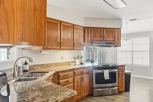 804 Overbrook Dr, Fort Walton Beach, FL 32547 - Photo 10