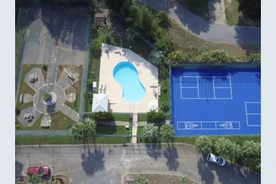 2735 Bay Club Drive, Navarre, FL 32566 - Photo 28