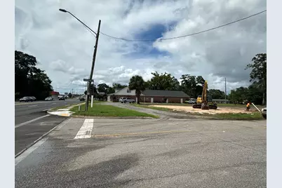 333 S Ferdon Boulevard S, Crestview, FL 32536 - Photo 2