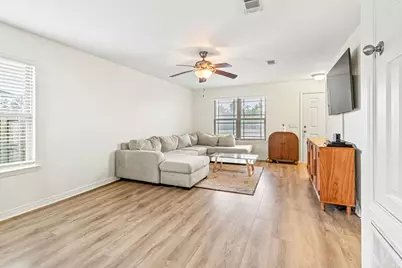 2386 Duncan Ridge Drive, Navarre, FL 32566 - Photo 8