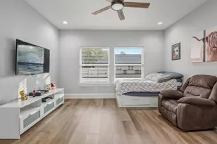 223 NW Girard Ave NW, Fort Walton Beach, FL 32548 - Photo 14