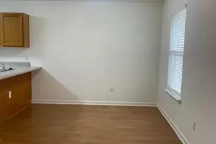 21 NW Baywood Ct NW, Fort Walton Beach, FL 32548 - Photo 4