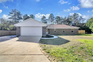 4052 Randi Rd, Crestview, FL 32539 - Photo 1