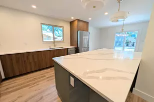 6 NE Stafford Circle NE, Fort Walton Beach, FL 32547 - Photo 10