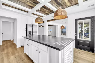 139 E Georgie Street E, Santa Rosa Beach, FL 32459 - Photo 2