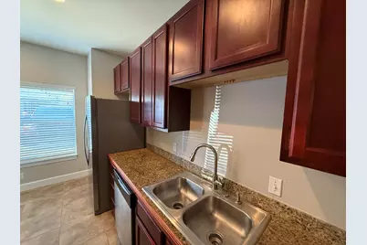 15284 331 Business #UNIT 5A, Freeport, FL 32439 - Photo 6