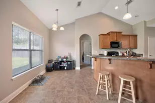 607 Rowan Cir, Crestview, FL 32536 - Photo 14