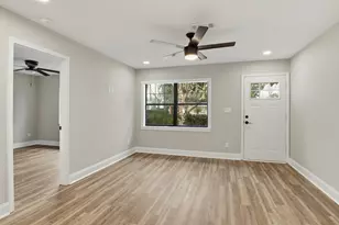 251 Gregory Dr, Mary Esther, FL 32569 - Photo 6