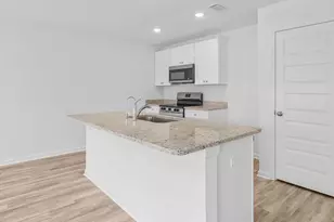 303 Staggerbush St, Freeport, FL 32439 - Photo 6