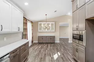 7525 Kingswood Rd, Southport, FL 32409 - Photo 14