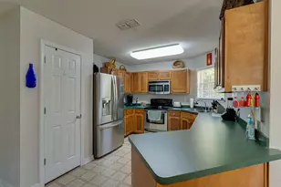 412 Plate Dr, Crestview, FL 32539 - Photo 10