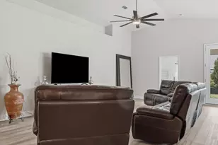 777 Marquis Wy, Freeport, FL 32439 - Photo 12