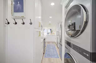 670 Nautilus Ct, Fort Walton Beach, FL 32548 - Photo 4