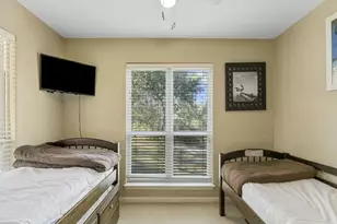 21904 Lakeview Dr, Panama City Beach, FL 32413 - Photo 28