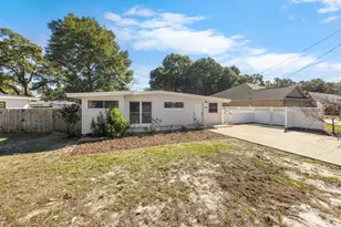 366 NE Osborne Dr NE, Fort Walton Beach, FL 32548 - Photo 8