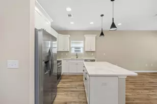 1359 E Chestnut Ave E, Crestview, FL 32539 - Photo 16