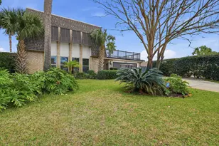 1148 Sunset Ln, Gulf Breeze, FL 32563 - Photo 2