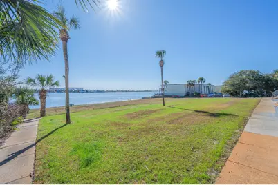 300 Miracle Strip Parkway Parkway #3A, Mary Esther, FL 32569 - Photo 18
