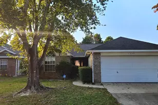 1908 Summer Hills Ln, Fort Walton Beach, FL 32547 - Photo 1