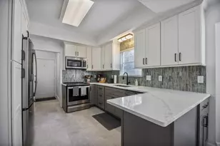 403 Aruba Way, Niceville, FL 32578 - Photo 8