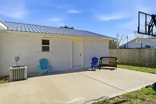 1969 Frontera St, Navarre, FL 32566 - Photo 28