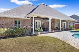 1469 E Shores Blvd E, Gulf Breeze, FL 32563 - Photo 4