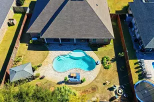 1469 E Shores Blvd E, Gulf Breeze, FL 32563 - Photo 46