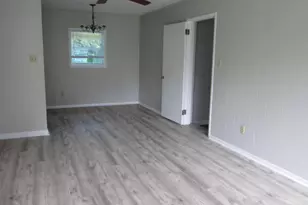 712 Newport Dr, Fort Walton Beach, FL 32547 - Photo 2