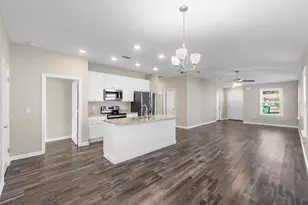 145 NE Fourth Ave NE, Crestview, FL 32539 - Photo 8