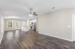 145 NE Fourth Ave NE, Crestview, FL 32539 - Photo 6