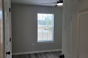 292 E North Ave E, Crestview, FL 32536 - Photo 20