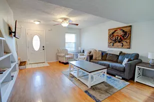 2404 Suwanee Ln, Fort Walton Beach, FL 32547 - Photo 4