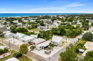 19703 Bonita Dr, Panama City Beach, FL 32413 - Photo 2