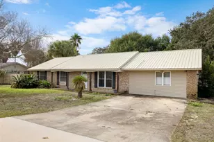 307 Spring Ln, Destin, FL 32541 - Photo 2