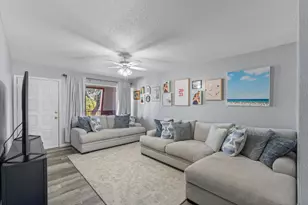 210 Pelham Rd, Fort Walton Beach, FL 32547 - Photo 2