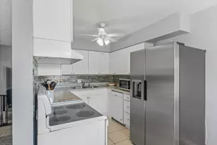 210 Pelham Rd, Fort Walton Beach, FL 32547 - Photo 4