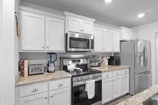 2609 Prominence Ln, Crestview, FL 32536 - Photo 10