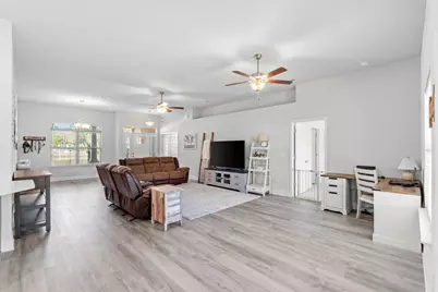 5823 Crestlake Drive, Crestview, FL 32536 - Photo 8